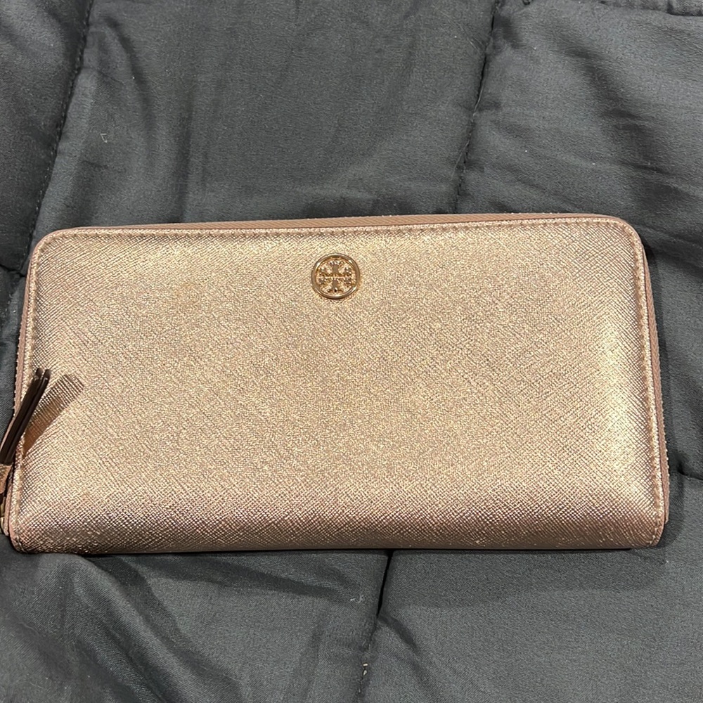 Rose gold Tory Burch wallet